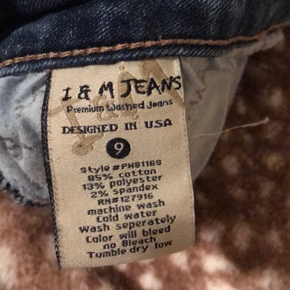 Cute Ripped Jeans ! - Picture 7 of 7